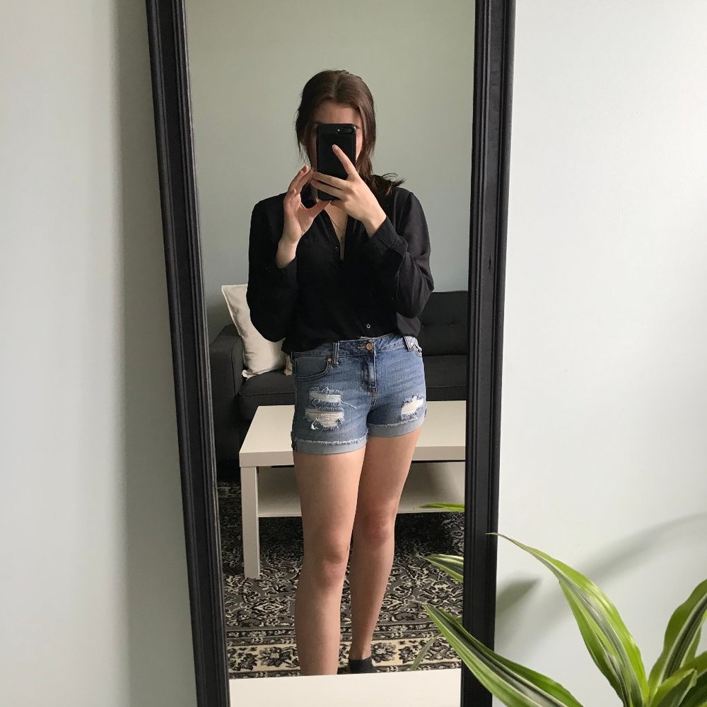 Celebrity pink denim shorts